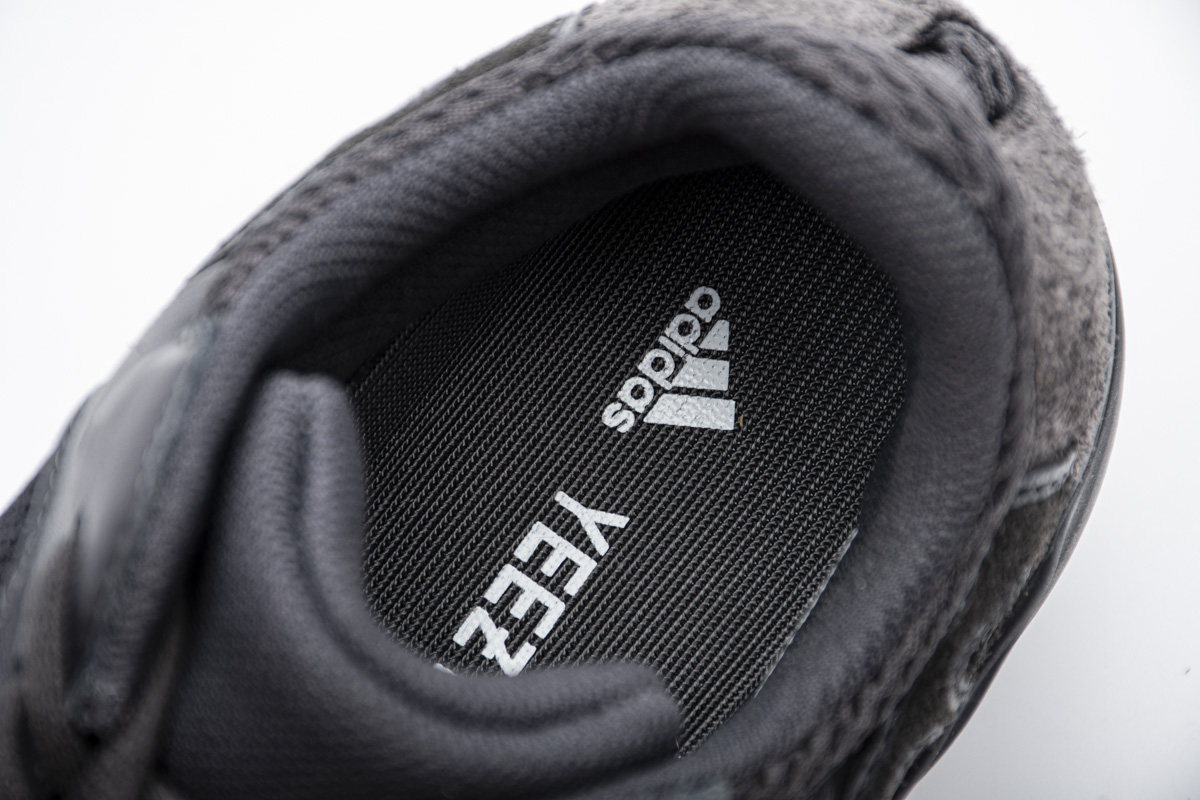 Adidas Yeezy Boost 700 Utility Black FV5304 - Sleek & Stylish Footwear Adidas Yeezy Boost 700 Utility Black FV5304 - Sleek & Stylish Footwear