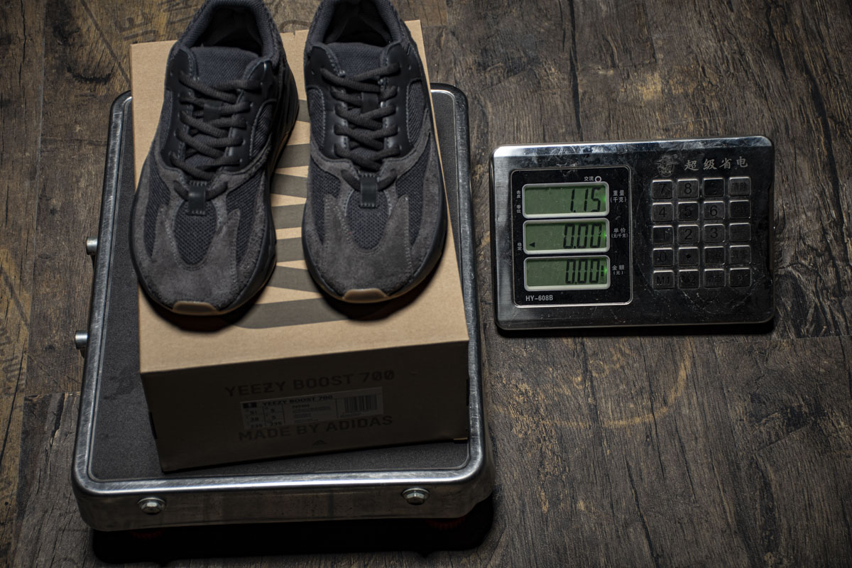 Adidas Yeezy Boost 700 Utility Black FV5304 - Sleek & Stylish Footwear Adidas Yeezy Boost 700 Utility Black FV5304 - Sleek & Stylish Footwear