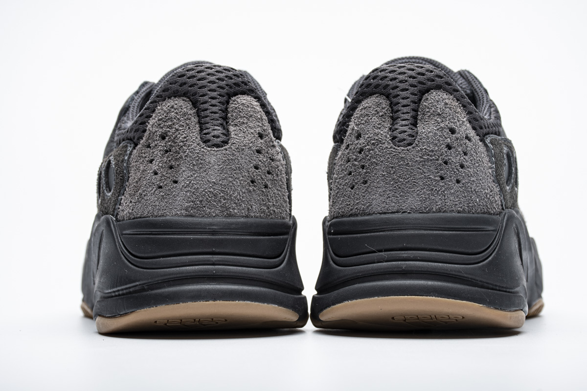 Adidas Yeezy Boost 700 Utility Black FV5304 - Sleek & Stylish Footwear Adidas Yeezy Boost 700 Utility Black FV5304 - Sleek & Stylish Footwear