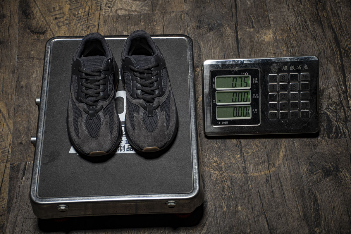 Adidas Yeezy Boost 700 Utility Black FV5304 - Sleek & Stylish Footwear Adidas Yeezy Boost 700 Utility Black FV5304 - Sleek & Stylish Footwear
