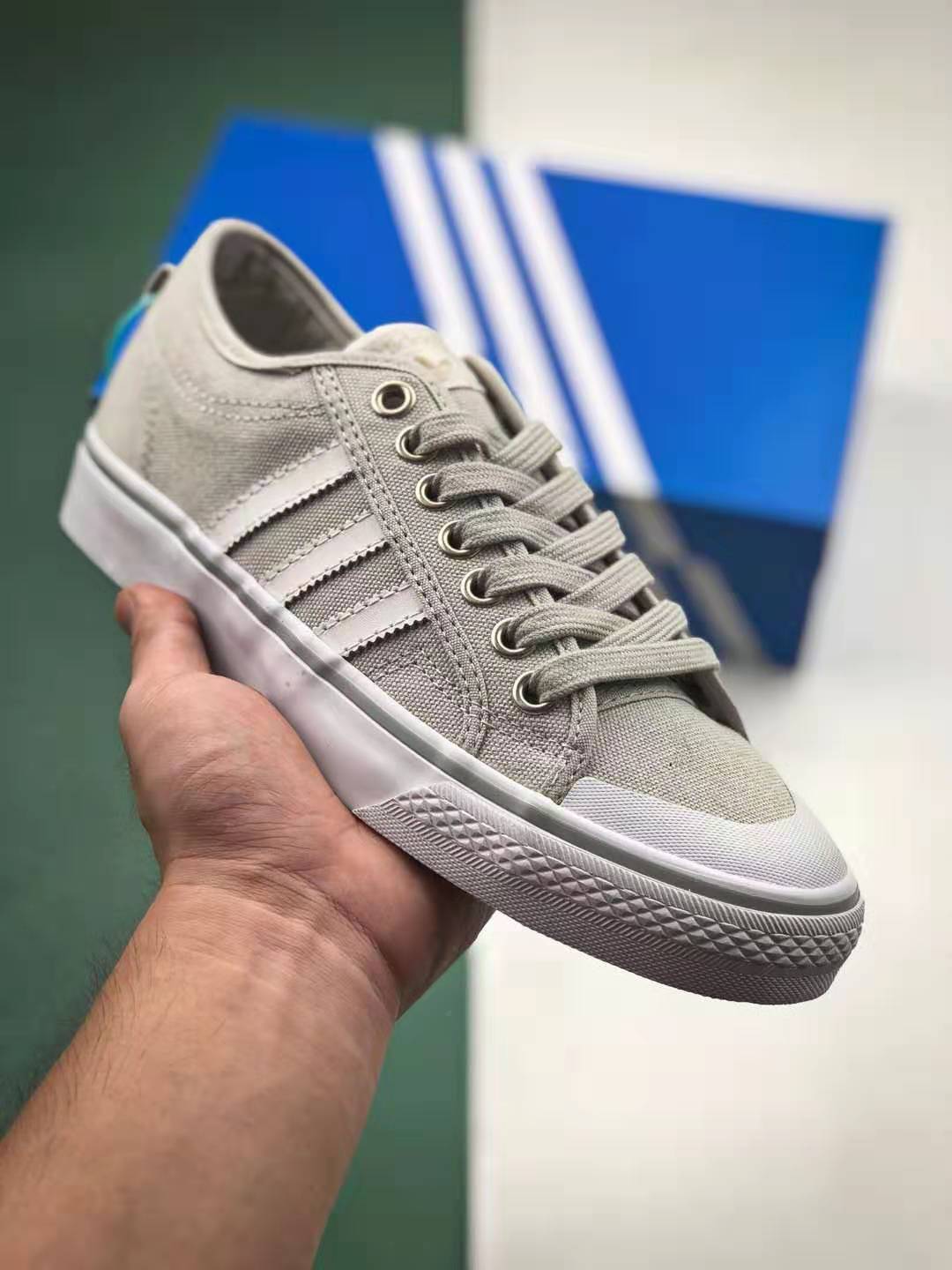 Adidas Originals Nizza Low Gray BZ0498 Sneakers - Stylish and Comfortable