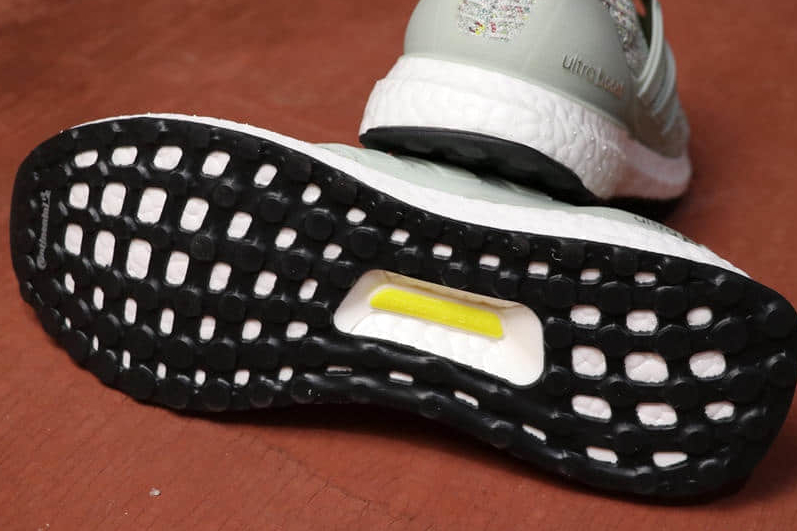 Adidas UltraBoost 4.0 'Grey Multicolor' CM8109 - Stylish and Comfortable Athletic Sneakers