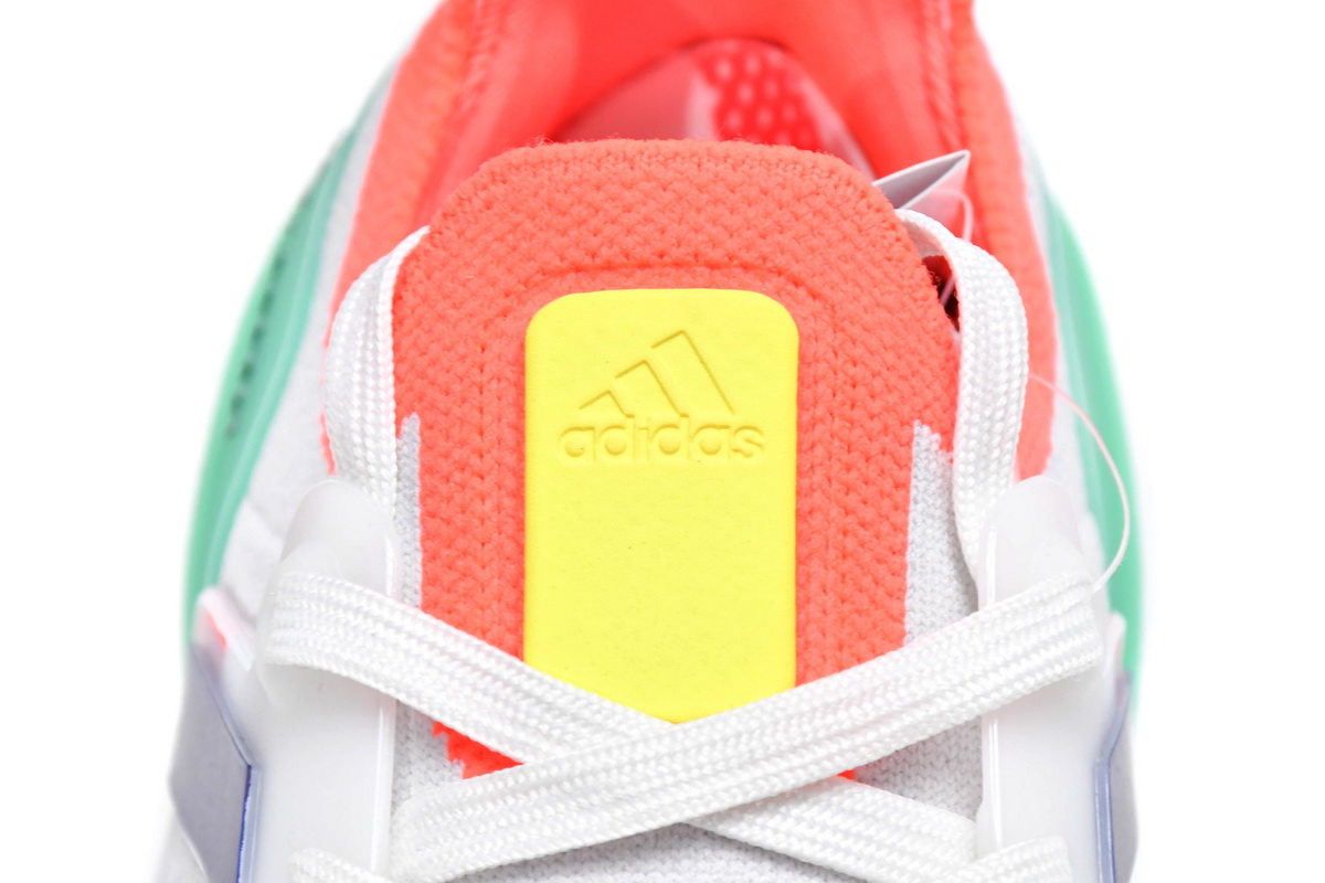 Adidas Ultra Boost 2022 Dazzling Color FY8688 for Unleashing Style