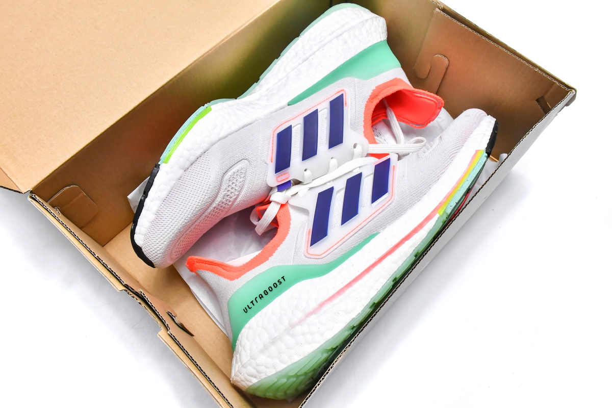 Adidas Ultra Boost 2022 Dazzling Color FY8688 for Unleashing Style