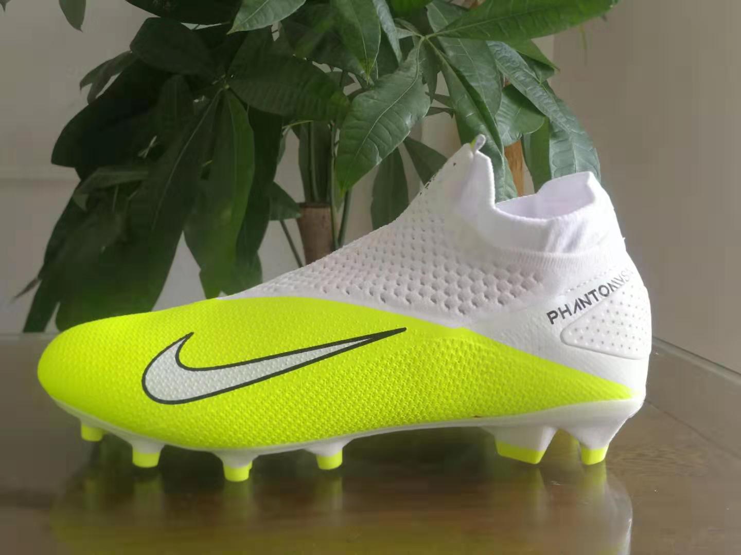 Nike Phantom Vision Elite DF Yellow White | Latest Football Boots