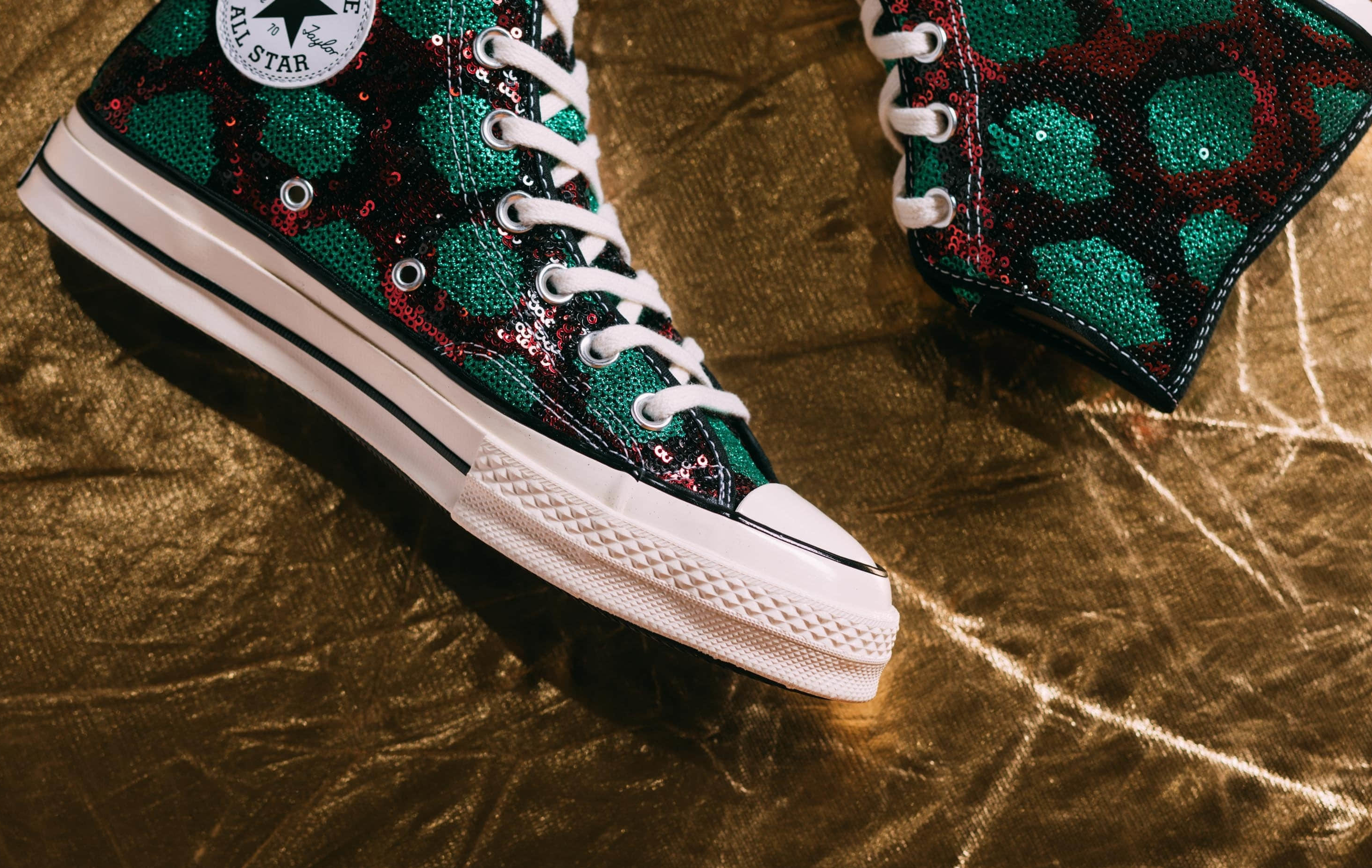 Converse Chuck 70 High 'Snake Pattern - Red Green' 166561C - Stylish and Vibrant Sneakers for Fashion-forward Men