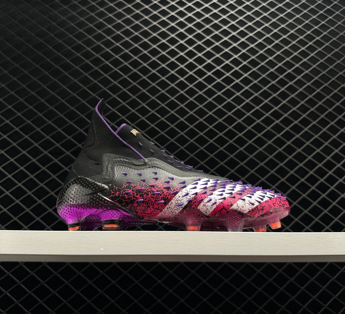 Adidas Predator Freak+ FG 'Demonskin - Black Shock Pink' FW7617