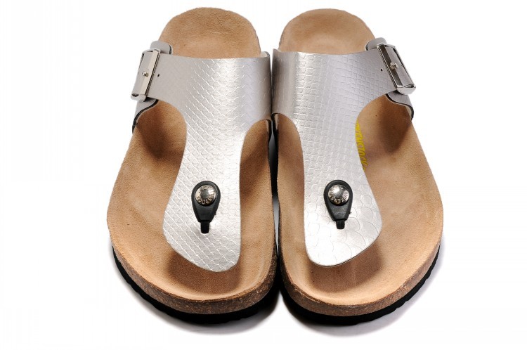 Birkenstock Gizeh Snakeskin Silver Sandals - Stylish and Comfortable Footwear for Women Birkenstock Gizeh Snakeskin Silver Sandals - Stylish and Comfortable Footwear for Women