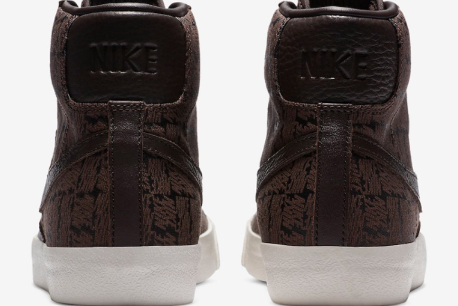 Nike Blazer Mid 77 Vintage 'Velvet Brown' DA4299-200: Classic Style with a Luxurious Twist