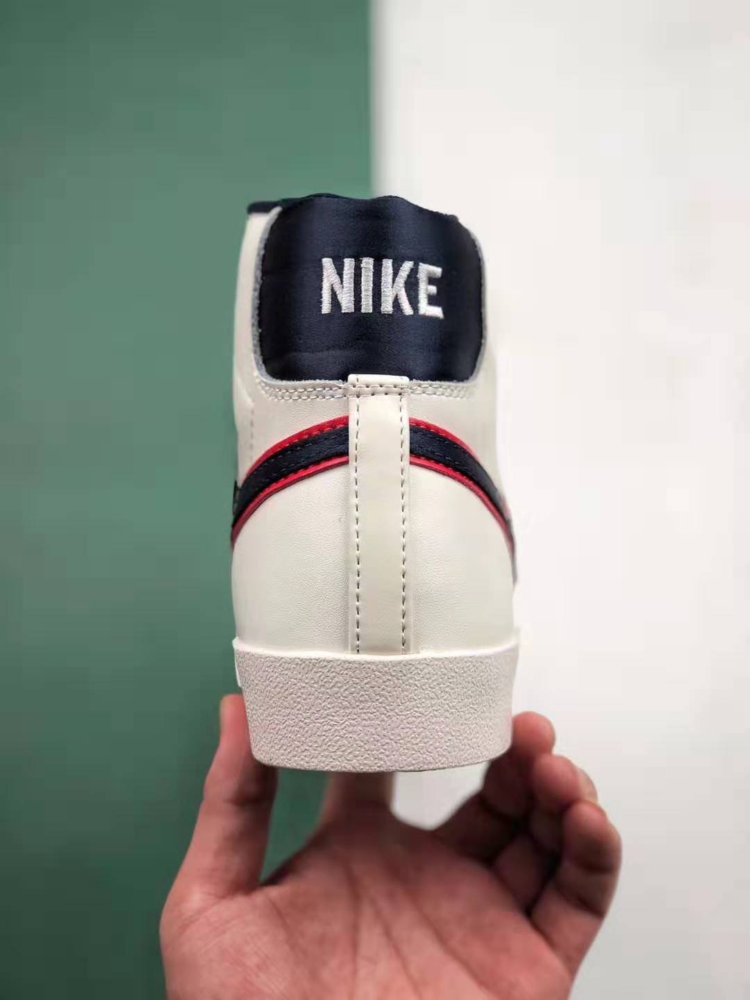 Nike Blazer Mid '77 Vintage 'City Pride Chicago' CD9318-100: Stylish homage to Chicago, available now!