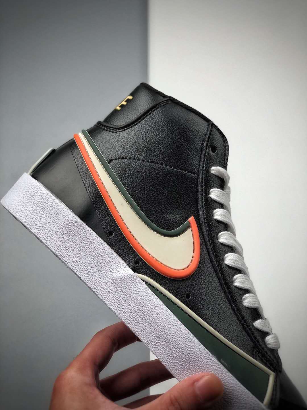 Nike SB Blazer Mid 77 VNTG Suede Mix - Limited Edition Black Color Drop (853506)