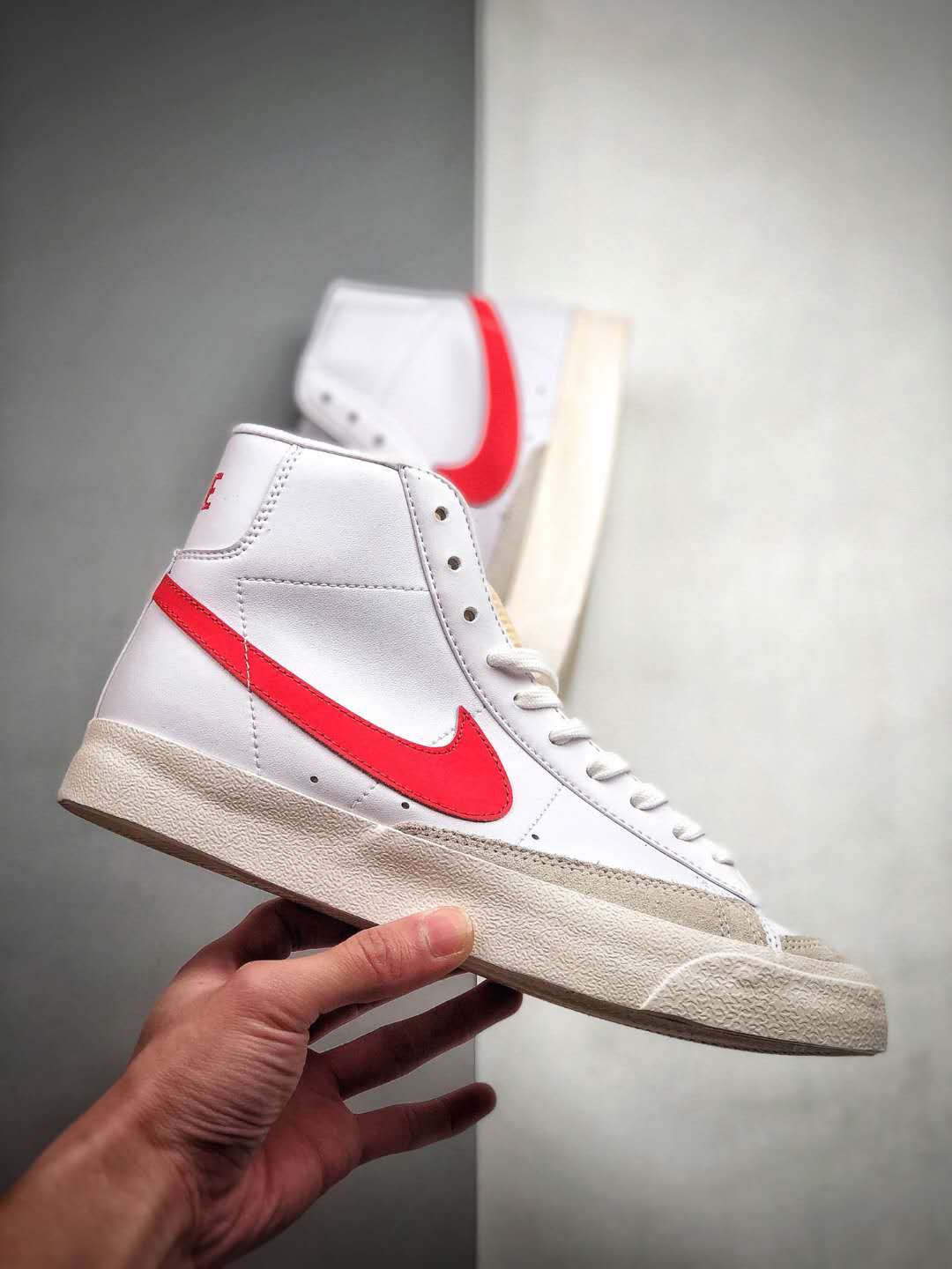 Nike Blazer Mid '77 Vintage 'Habanero Red' BQ6806-600 - Shop Now!