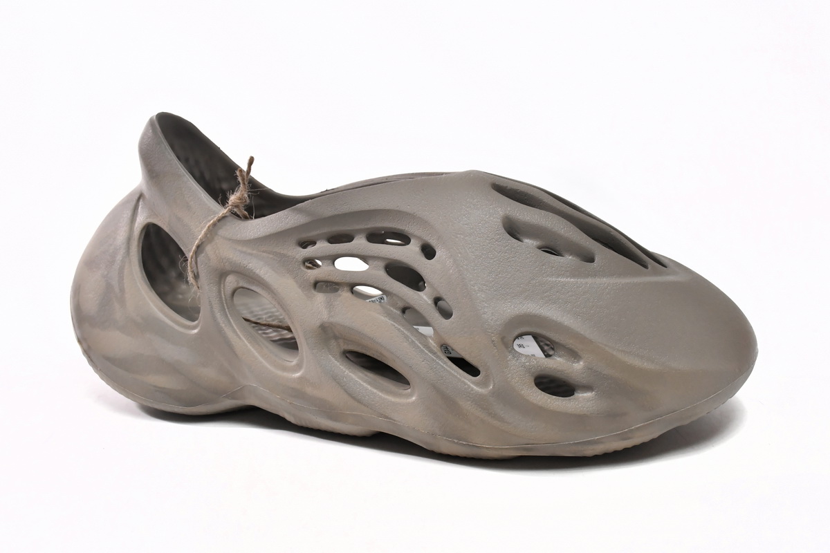 Adidas Yeezy Foam Runner 'Stone Sage' GX4472 | Stylish Comfort for Athletes Adidas Yeezy Foam Runner 'Stone Sage' GX4472 | Stylish Comfort for Athletes