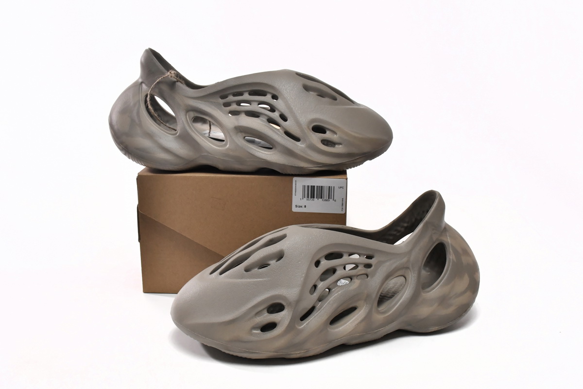 Adidas Yeezy Foam Runner 'Stone Sage' GX4472 | Stylish Comfort for Athletes Adidas Yeezy Foam Runner 'Stone Sage' GX4472 | Stylish Comfort for Athletes