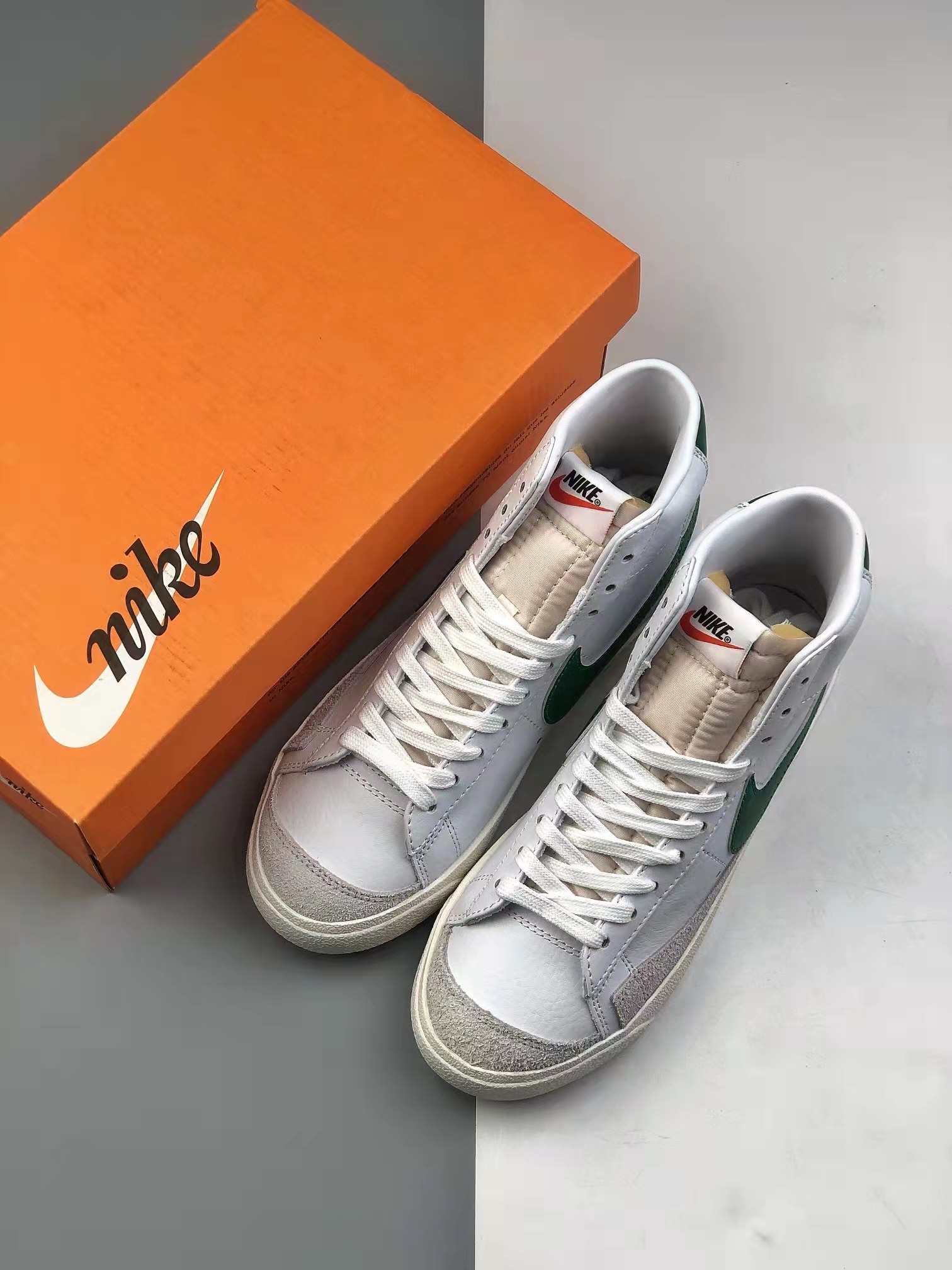 Nike Blazer Mid '77 Vintage 'White Pine Green' BQ6806-115 - Classic Sneaker with Retro Vibes
