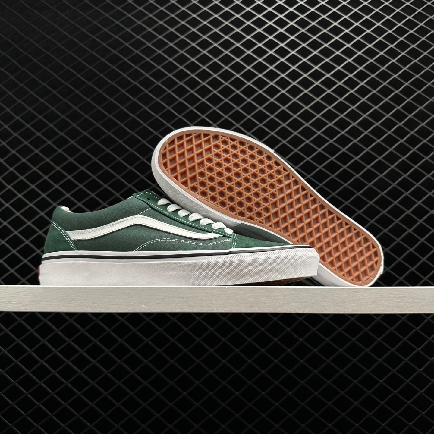 Vans Old Skool 'Color Theory - Duck Green' VN0A5KRSYQW - Stylish Classic Sneakers