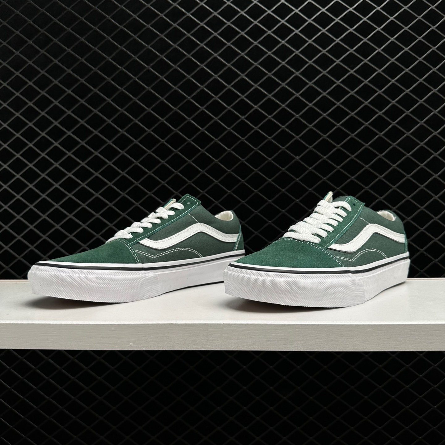Vans Old Skool 'Color Theory - Duck Green' VN0A5KRSYQW - Stylish Classic Sneakers