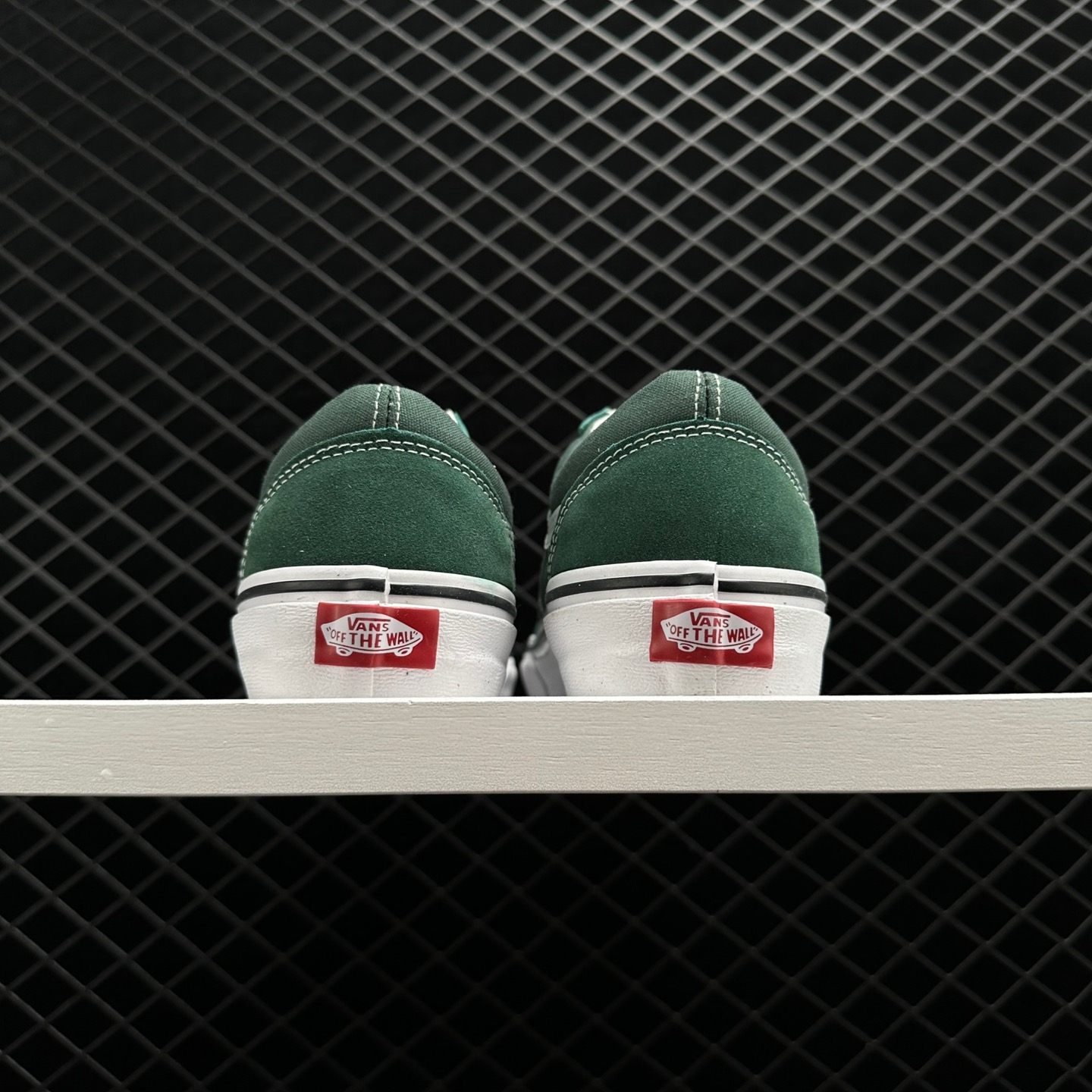 Vans Old Skool 'Color Theory - Duck Green' VN0A5KRSYQW - Stylish Classic Sneakers