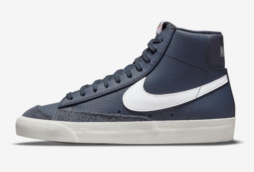 Nike Blazer Mid '77 Vintage 'Thunder Blue' BQ6806-401 - Stylish Retro Sneakers for Men & Women