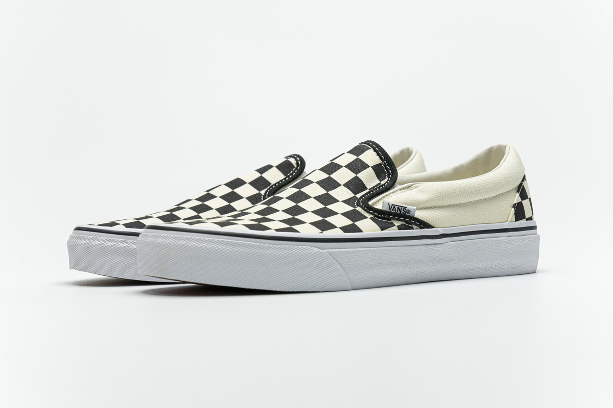 Vans Classic Slip-On 'Checkerboard' VN000EYEBWW - Stylish and timeless slip-on sneakers for men and women
