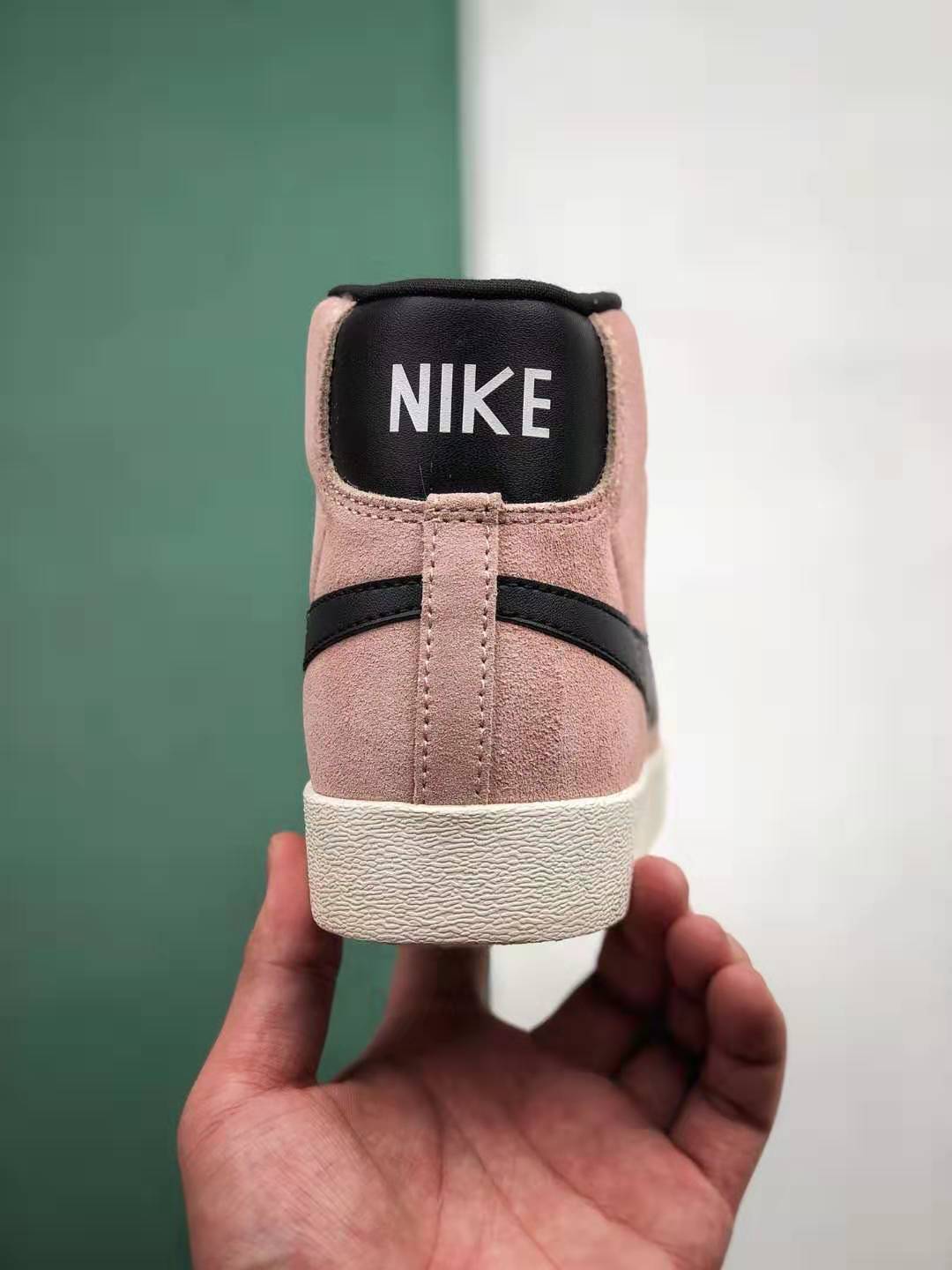 Nike Blazer Mid Vintage Diffused Blue 917862 400 – Stylish Retro Sneakers for a Timeless Look