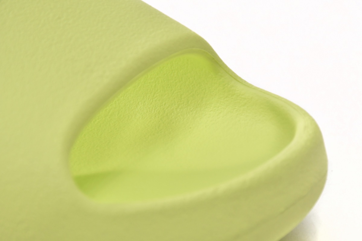 Adidas Yeezy Slide 'Glow Green' 2022 - Limited Edition Comfort & Style Adidas Yeezy Slide 'Glow Green' 2022 - Limited Edition Comfort & Style