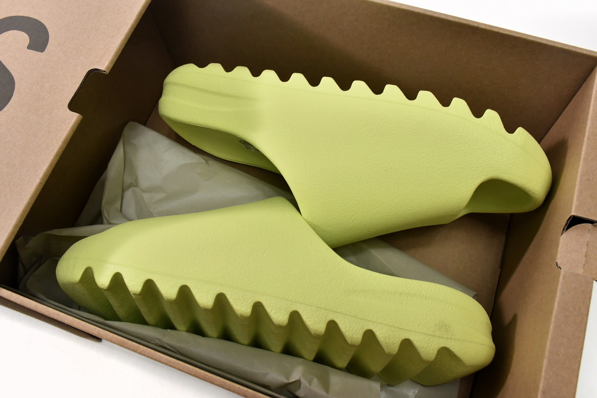 Adidas Yeezy Slide 'Glow Green' 2022 - Limited Edition Comfort & Style Adidas Yeezy Slide 'Glow Green' 2022 - Limited Edition Comfort & Style