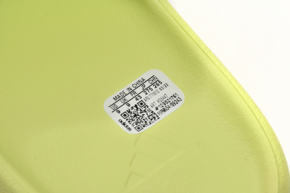 Adidas Yeezy Slide 'Glow Green' 2022 - Limited Edition Comfort & Style Adidas Yeezy Slide 'Glow Green' 2022 - Limited Edition Comfort & Style