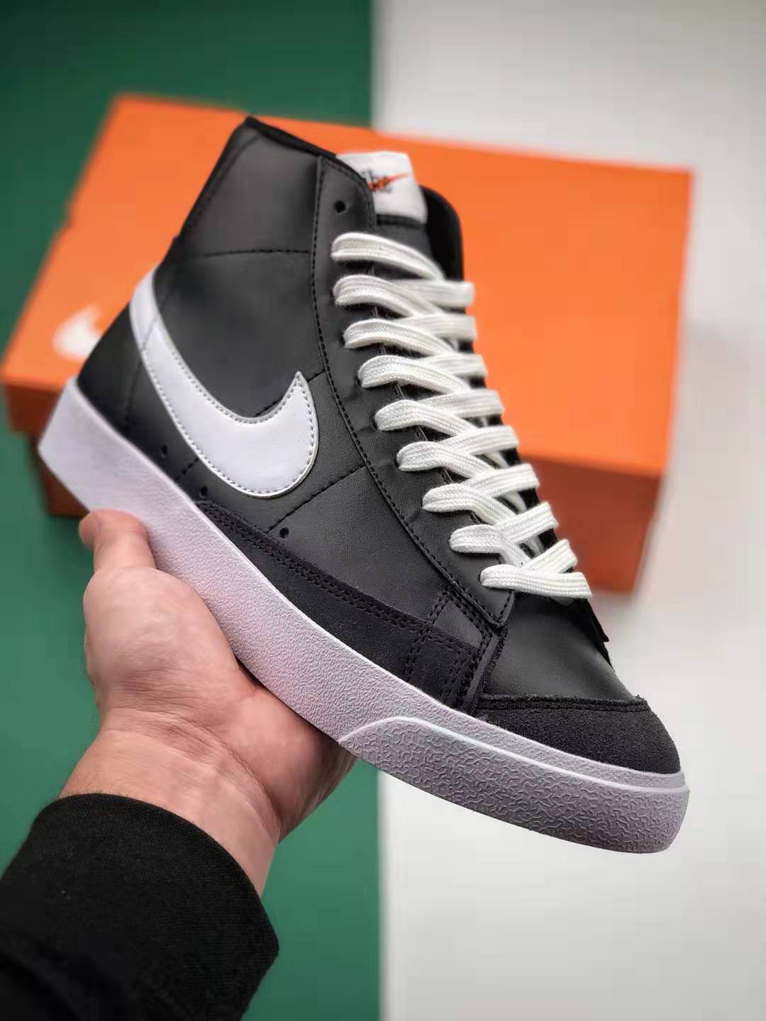 Nike Blazer Mid 77 Vintage Black Canvas White CD8238-001 - Classic Style with Modern Twist