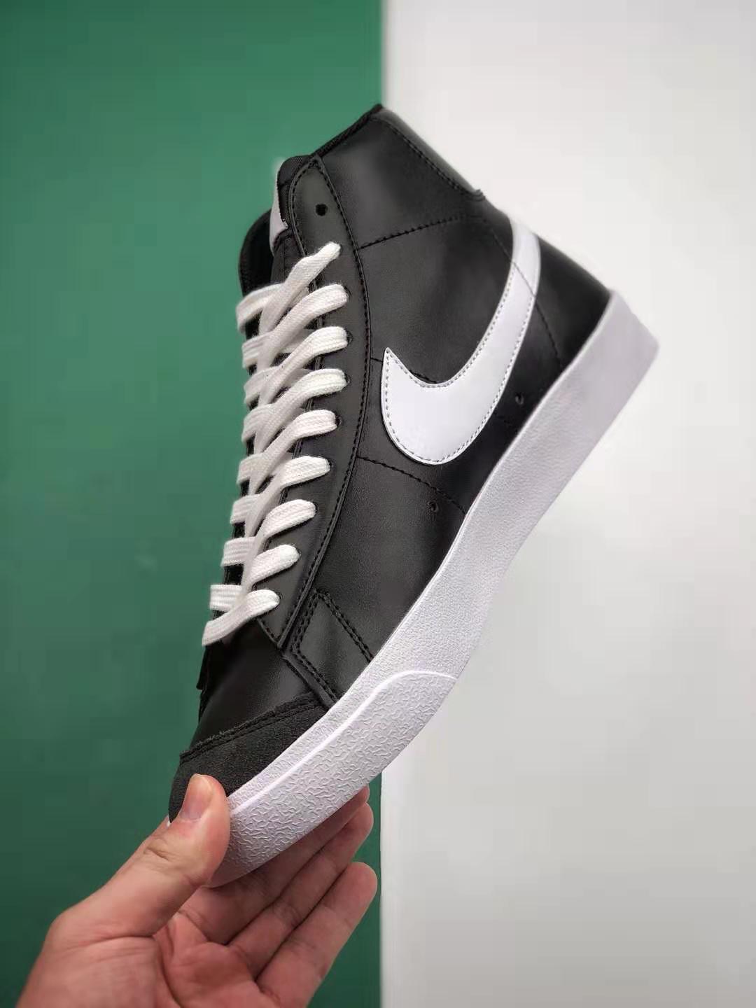 Nike Blazer Mid 77 Vintage Black Canvas White CD8238-001 - Classic Style with Modern Twist