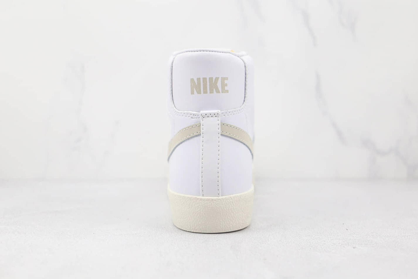 Nike Blazer Mid 77 Light Bone BQ6806-106 | Limited Edition Sneaker Nike Blazer Mid 77 Light Bone BQ6806-106 | Limited Edition Sneaker