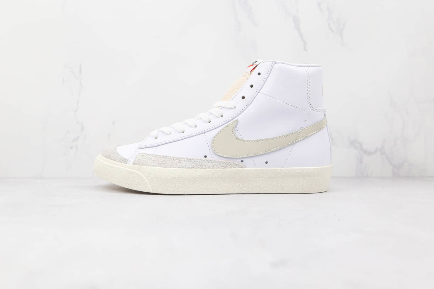 Nike Blazer Mid 77 Light Bone BQ6806-106 | Limited Edition Sneaker Nike Blazer Mid 77 Light Bone BQ6806-106 | Limited Edition Sneaker