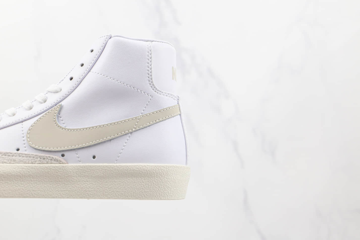 Nike Blazer Mid 77 Light Bone BQ6806-106 | Limited Edition Sneaker Nike Blazer Mid 77 Light Bone BQ6806-106 | Limited Edition Sneaker