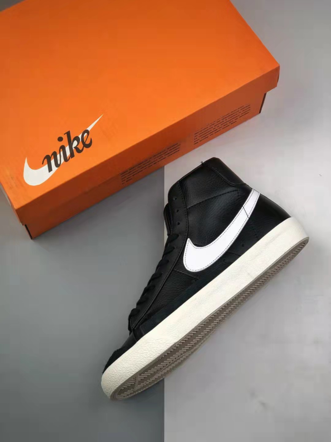 Nike Blazer Mid '77 Vintage 'Black Sail' - BQ6806-002: Classic Style with Modern Twist at Its Best