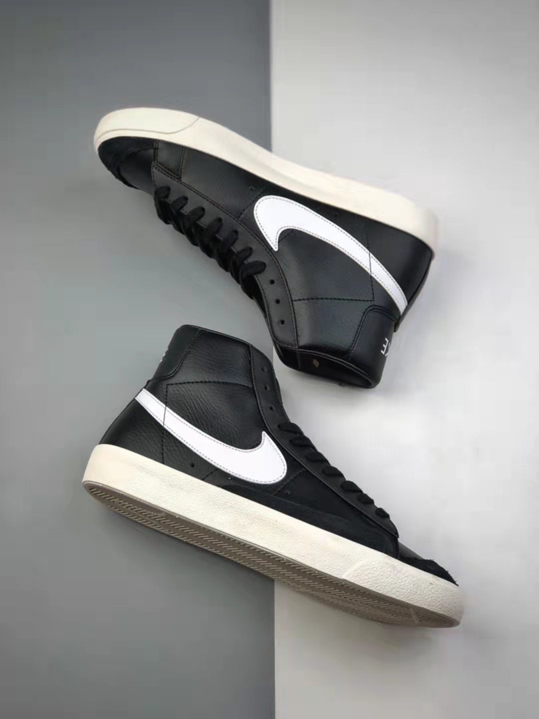Nike Blazer Mid '77 Vintage 'Black Sail' - BQ6806-002: Classic Style with Modern Twist at Its Best