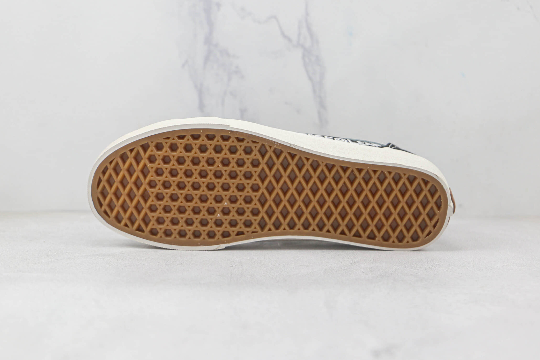 Vans Old Skool Tapered Low-Top Sneakers Black White - Stylish and Trendy Footwear