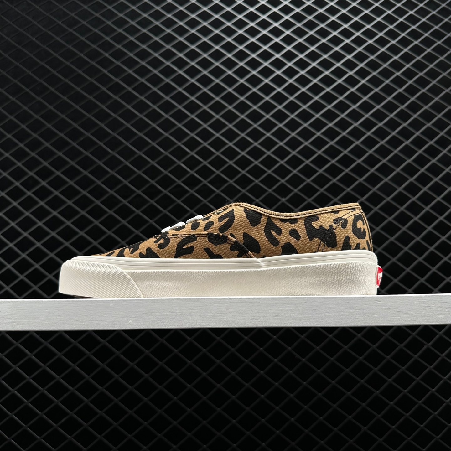 Vans Anaheim Factory Authentic 44 DX 'OG Leopard' | VN0A38ENVL0