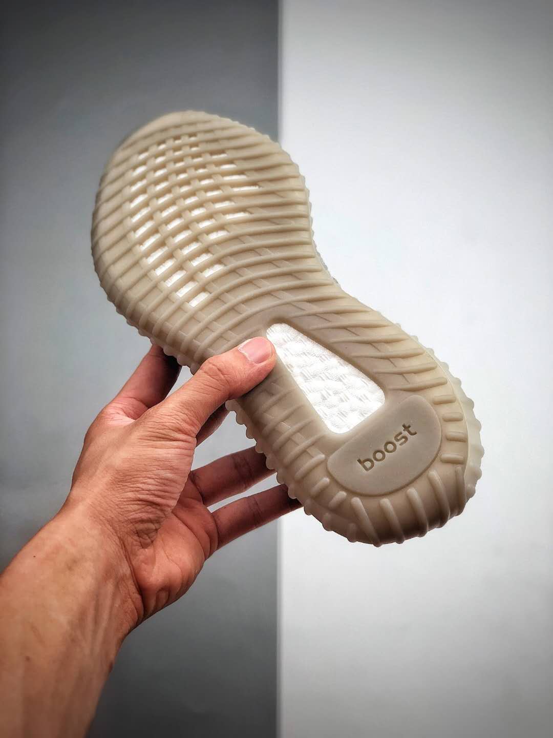 Adidas Yeezy Boost 350 V3 Grey Orange FC9215 - Stylish and Sleek Footwear for Fashion Enthusiasts! Adidas Yeezy Boost 350 V3 Grey Orange FC9215 - Stylish and Sleek Footwear for Fashion Enthusiasts!