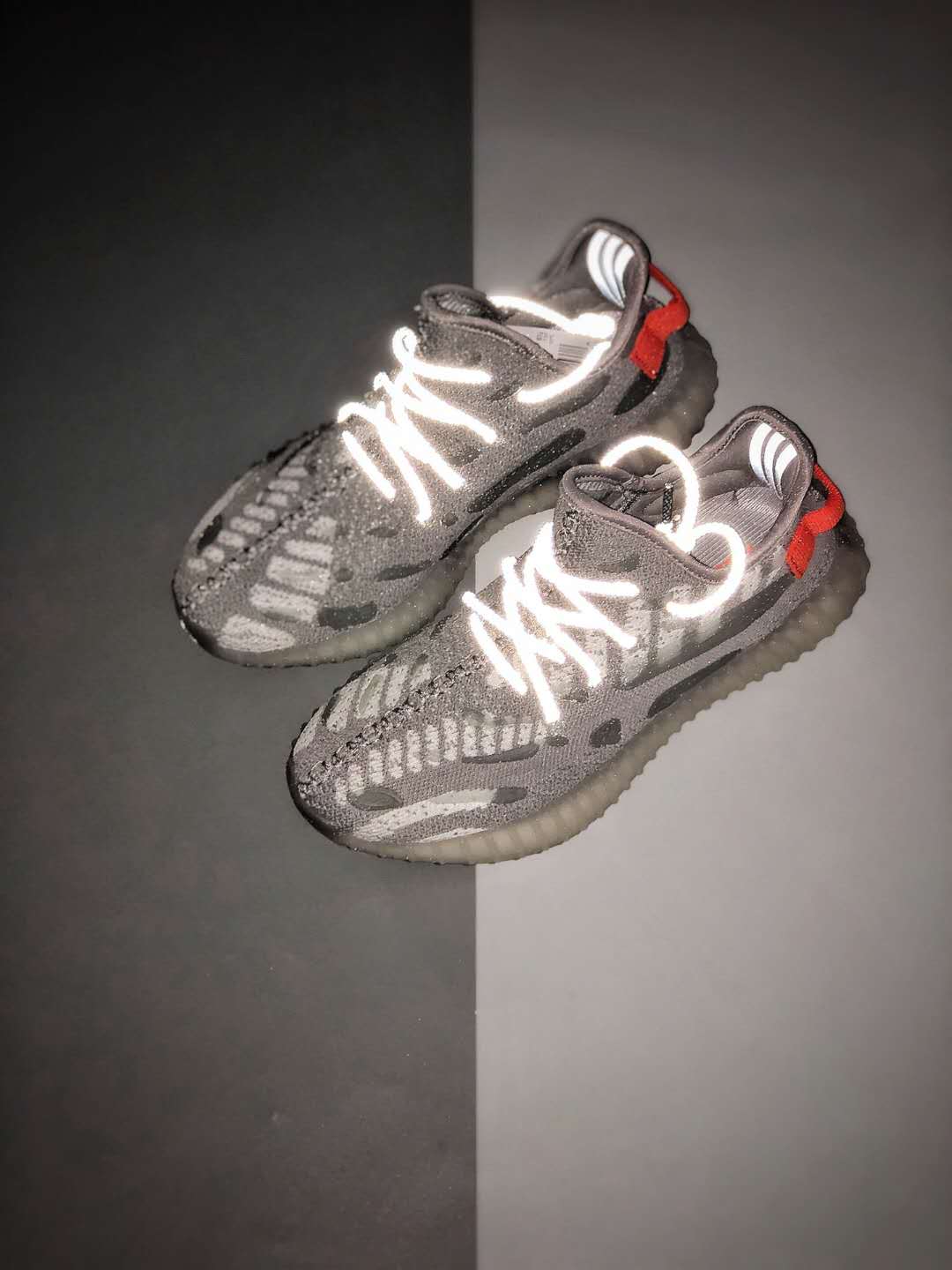 Adidas Yeezy Boost 350 V3 Grey Orange FC9215 - Stylish and Sleek Footwear for Fashion Enthusiasts! Adidas Yeezy Boost 350 V3 Grey Orange FC9215 - Stylish and Sleek Footwear for Fashion Enthusiasts!