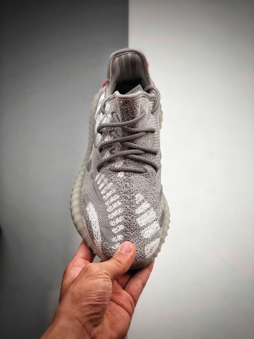 Adidas Yeezy Boost 350 V3 Grey Orange FC9215 - Stylish and Sleek Footwear for Fashion Enthusiasts! Adidas Yeezy Boost 350 V3 Grey Orange FC9215 - Stylish and Sleek Footwear for Fashion Enthusiasts!