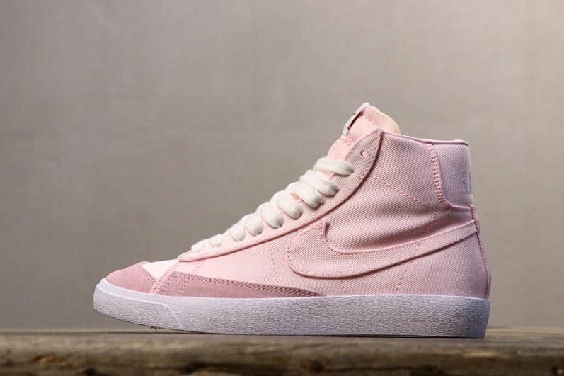 Nike Blazer Mid 77 Vintage Pink Foam CD8238-600 - Stylish Retro Sneakers Nike Blazer Mid 77 Vintage Pink Foam CD8238-600 - Stylish Retro Sneakers
