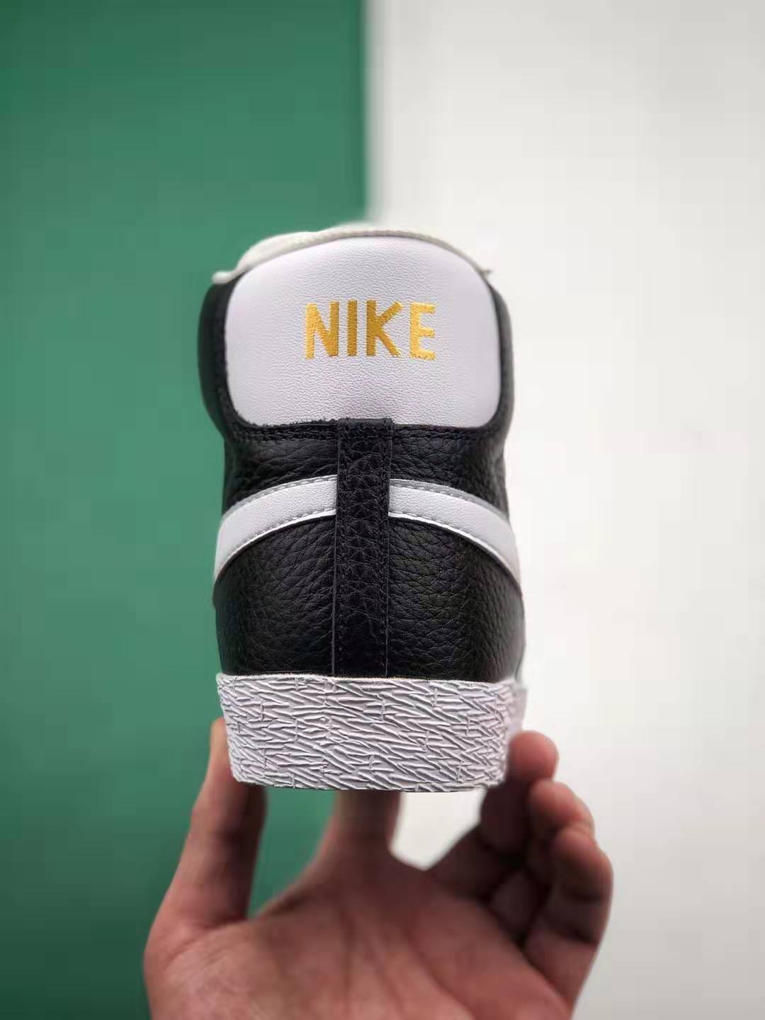 Nike SB Blazer Mid Leather Vintage Black 525366-002 Running Shoes