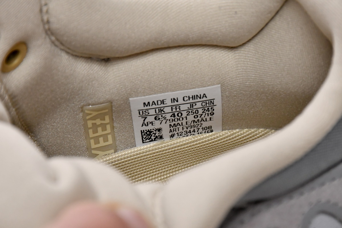 Adidas Yeezy Boost 700 'Magnet' FV9922 - Stylish Design and Unmatched Comfort at Its Best Adidas Yeezy Boost 700 'Magnet' FV9922 - Stylish Design and Unmatched Comfort at Its Best