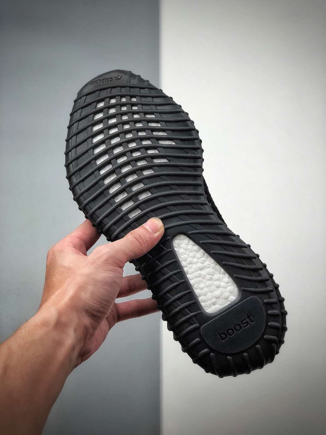 Adidas Yeezy Boost 350 V2 'Bred' CP9652 - Classic Style and Unmatched Comfort! Adidas Yeezy Boost 350 V2 'Bred' CP9652 - Classic Style and Unmatched Comfort!