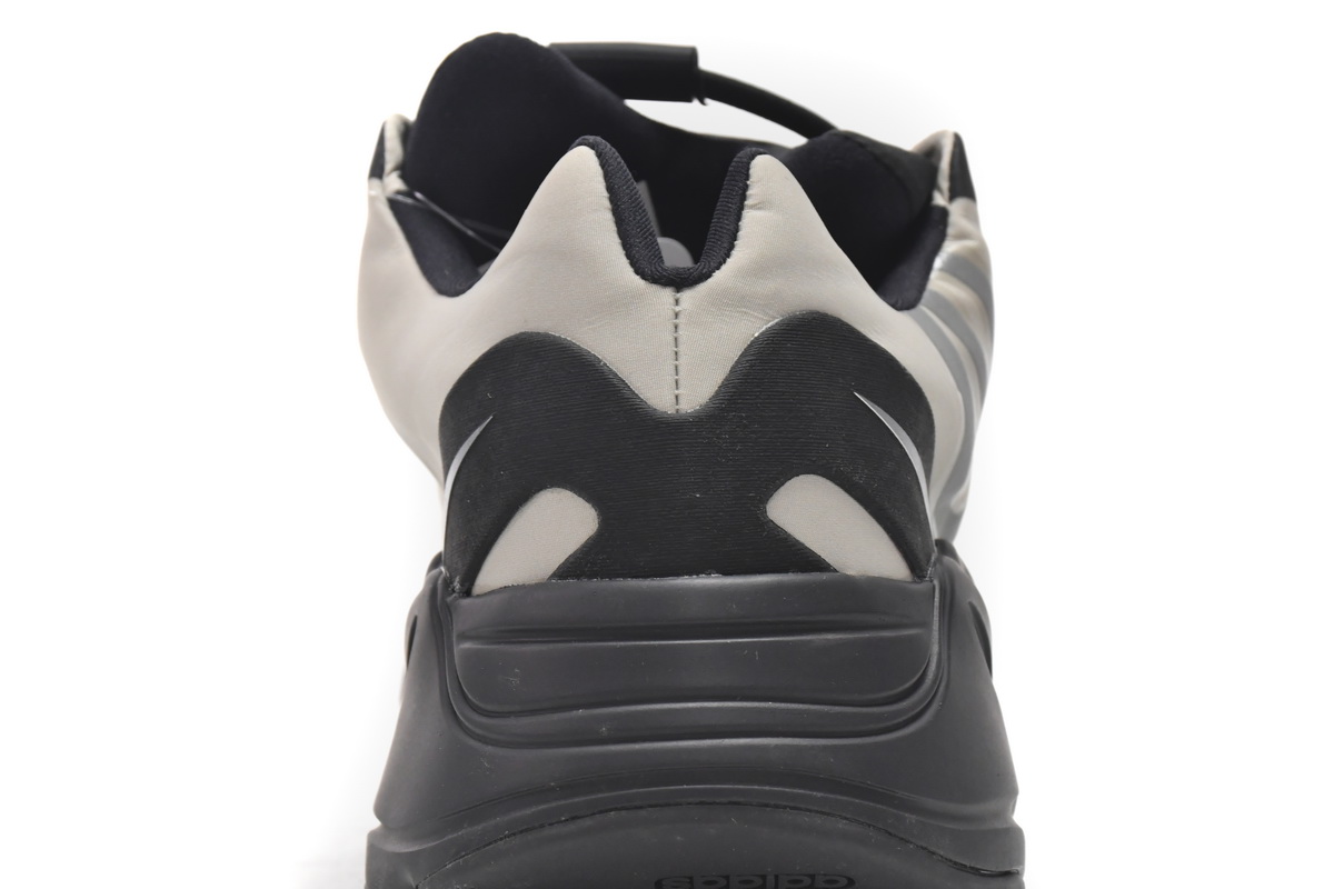 Adidas Yeezy Boost 700 MNVN Beige FV3729 - Premium Sneaker with Distinct Style Adidas Yeezy Boost 700 MNVN Beige FV3729 - Premium Sneaker with Distinct Style