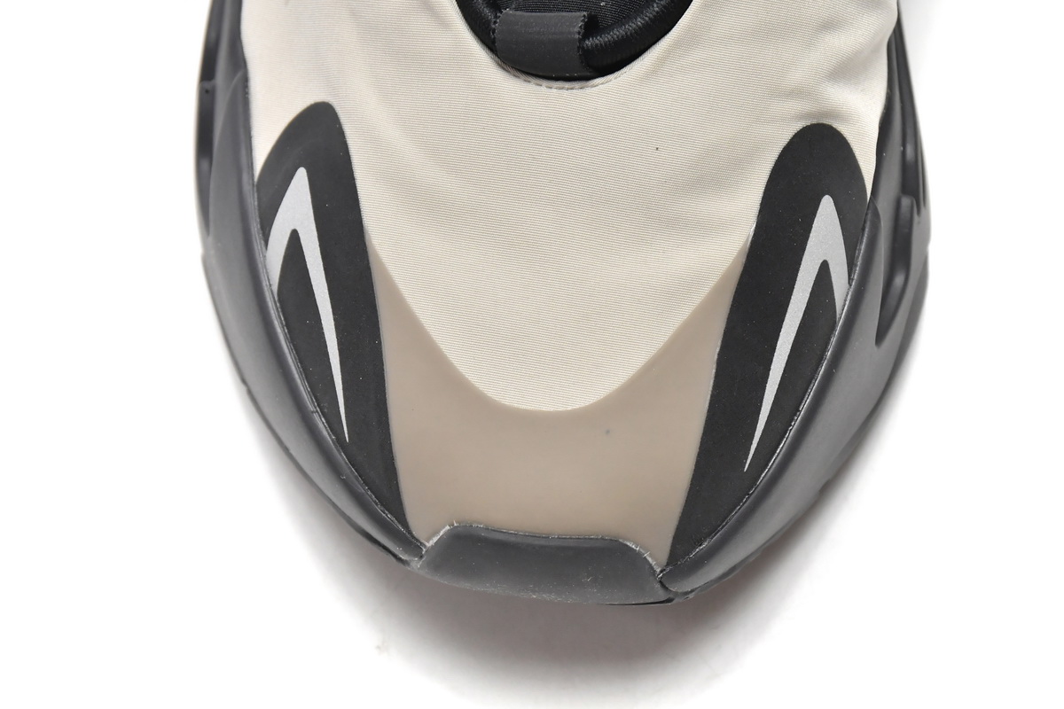 Adidas Yeezy Boost 700 MNVN Beige FV3729 - Premium Sneaker with Distinct Style Adidas Yeezy Boost 700 MNVN Beige FV3729 - Premium Sneaker with Distinct Style