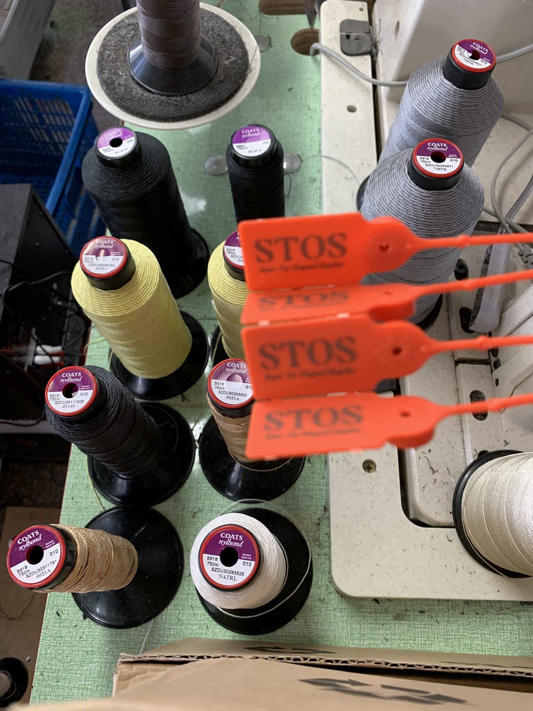 Adidas Yeezy Boost 350 V2 'Synth Non-Reflective' FV5578 - Exclusive Stylish Sneakers for Ultimate Comfort Adidas Yeezy Boost 350 V2 'Synth Non-Reflective' FV5578 - Exclusive Stylish Sneakers for Ultimate Comfort