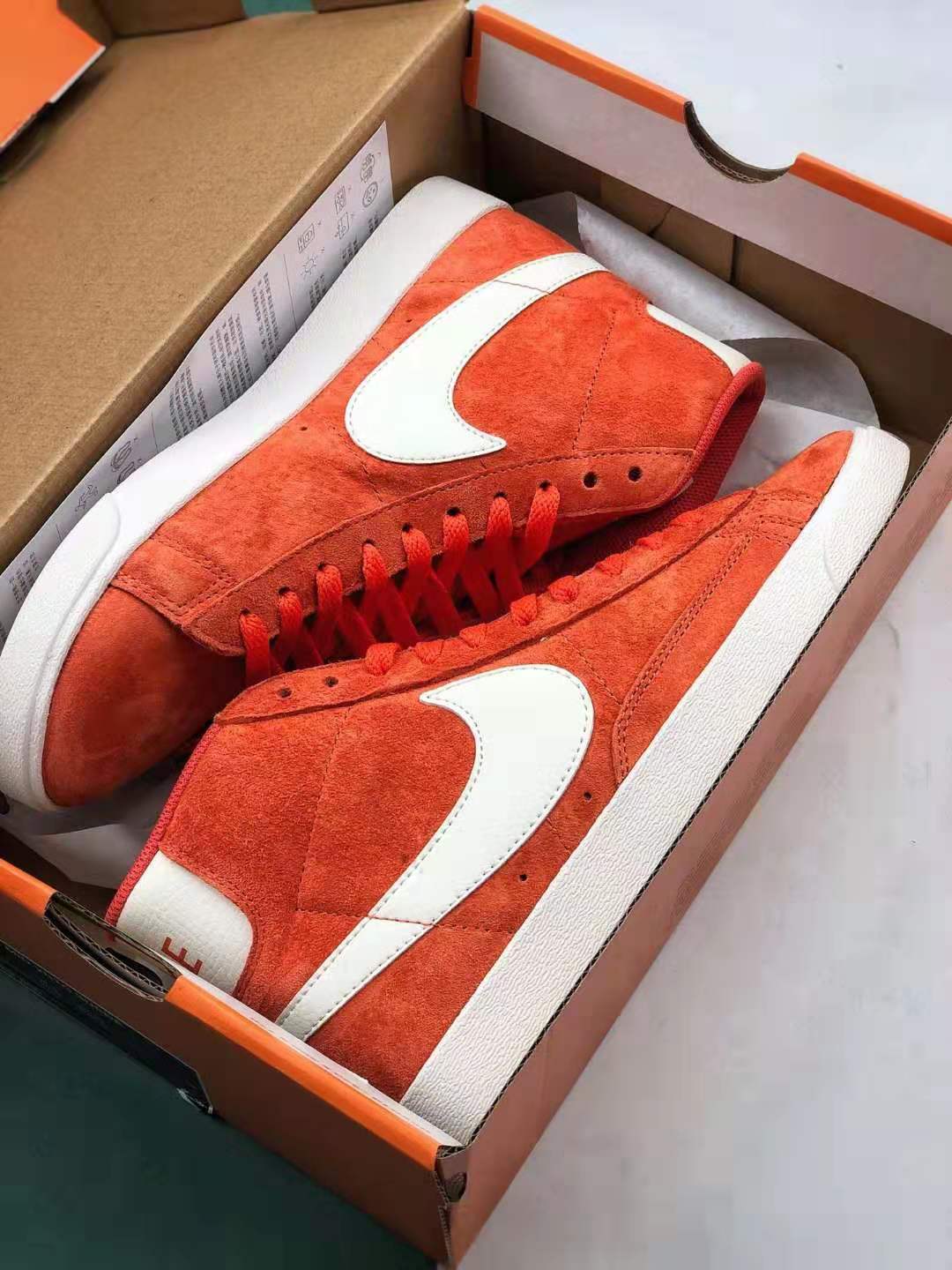 Nike Blazer Mid 77 Suede Vintage Red White 917862 800 - Stylish Retro Sneakers
