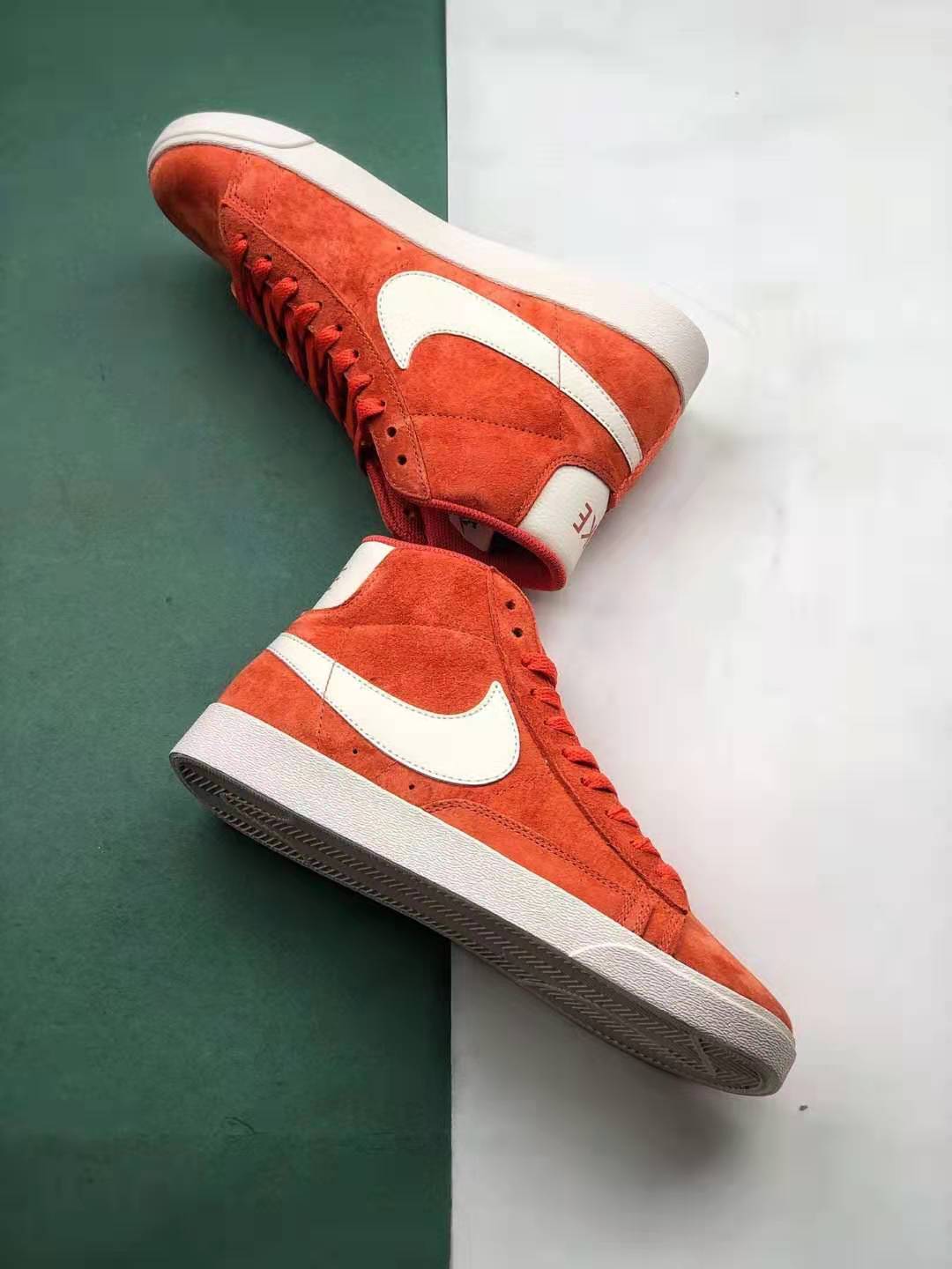 Nike Blazer Mid 77 Suede Vintage Red White 917862 800 - Stylish Retro Sneakers