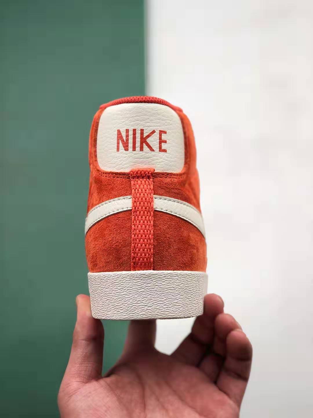 Nike Blazer Mid 77 Suede Vintage Red White 917862 800 - Stylish Retro Sneakers